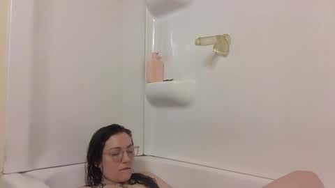 Lola Moonstone online show from January 2026 04:55:01 PM