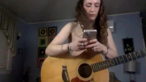 Lola Moonstone online show from March 2026 03:23:01 AM