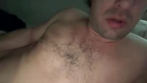 Snapshot of universalstudihoes chatting on February 2025 07:06:02 PM universalstudihoes online show from February 2025 07:06:02 PM