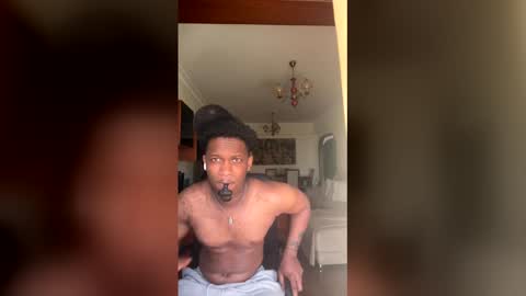 unknown085d online show from April 2026 11:01:02 AM