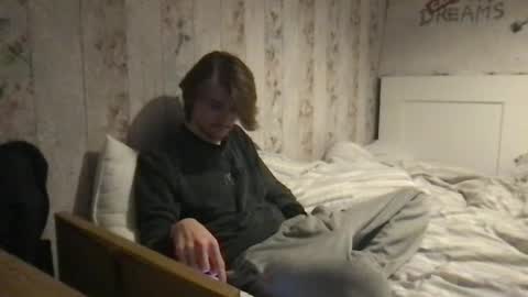 Snapshot of unknown174716 chatting on December 2024 10:18:02 PM Unknown online show from December 2024 10:18:02 PM