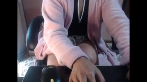 Snapshot of unlimitedloving chatting on November 2025 02:31:02 AM unlimitedloving online show from November 2025 02:31:02 AM