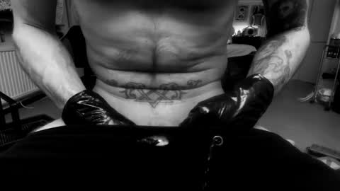 unlitimnaughty_ online show from January 2025 10:32:02 AM