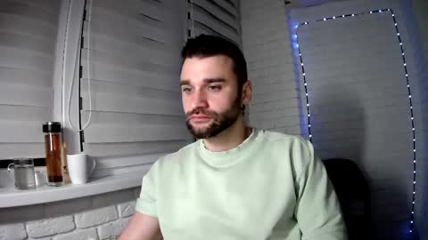 SlavaVibes online show from April 2026 07:58:01 PM