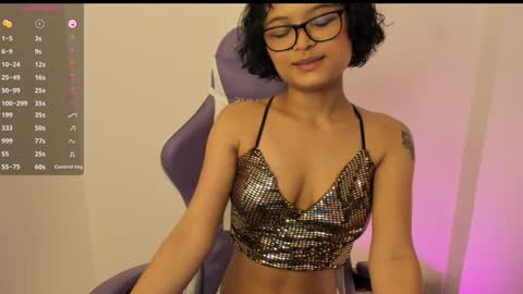 Snapshot of unu_nai chatting on January 2025 03:45:01 AM new INSTA   online show from January 2025 03:45:01 AM