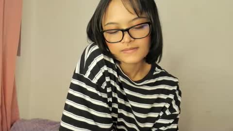 Snapshot of unu_nai chatting on March 2025 01:25:02 AM new INSTA   online show from March 2025 01:25:02 AM