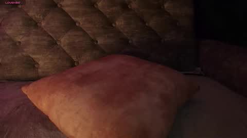 Snapshot of unu_nai chatting on October 2025 06:12:01 AM new INSTA   online show from October 2025 06:12:01 AM