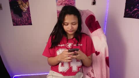 Snapshot of unu_nai chatting on May 2026 12:52:02 AM new INSTA online show from May 2026 12:52:02 AM