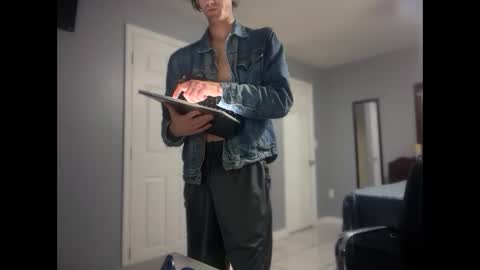 Stepbro online show from December 2025 04:43:02 AM