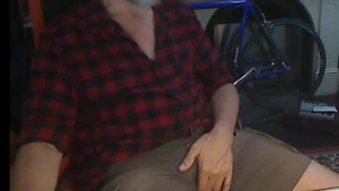 Snapshot of updownunder chatting on March 2025 06:59:01 AM Freddie online show from March 2025 06:59:01 AM