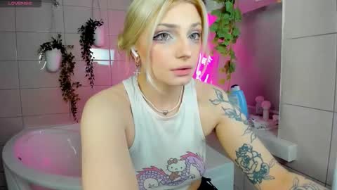 Cute Elf Girls online show from January 2026 11:52:02 PM