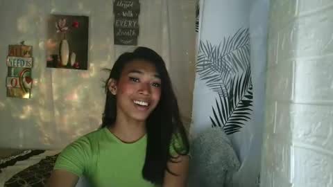 ur_dazzlingmorenaxx online show from February 2026 02:27:02 AM