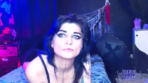 Snapshot of ur_em0_dreamgirl chatting on January 2025 11:33:01 AM Daria Doom online show from January 2025 11:33:01 AM