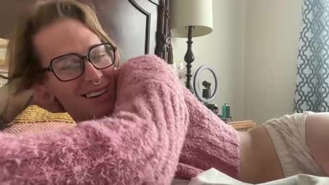 Goddess online show from November 2025 05:12:02 PM