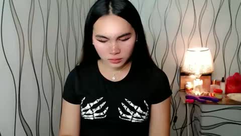 QUEENSY online show from November 2025 12:11:02 PM