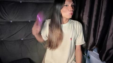 ur_new_obsession online show from April 2026 08:48:01 AM