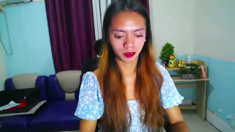 ur_petite_wifexx online show from April 2026 09:59:02 PM