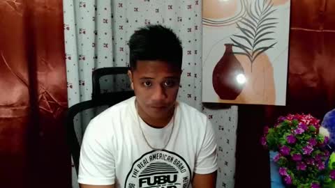 Snapshot of ur_pinoydave chatting on December 2024 11:45:01 AM Dave online show from December 2024 11:45:01 AM