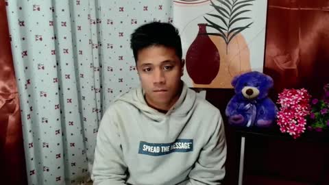 Snapshot of ur_pinoydave chatting on December 2024 10:51:01 PM Dave online show from December 2024 10:51:01 PM