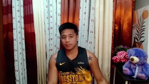 Snapshot of ur_pinoydave chatting on March 2025 11:04:02 PM Dave online show from March 2025 11:04:02 PM