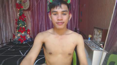 Snapshot of ur_shan21 chatting on December 2025 03:40:02 PM ur_shan21 online show from December 2025 03:40:02 PM