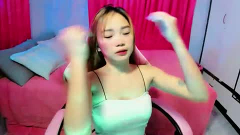 Snapshot of ur_sweetgirl_clarace chatting on October 2025 06:27:02 AM ur_sweetgirl_clarace online show from October 2025 06:27:02 AM