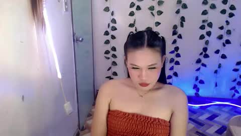 Snapshot of ur_ugly_princess chatting on February 2026 01:18:02 PM chesca online show from February 2026 01:18:02 PM