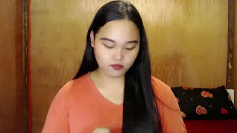 Snapshot of urasian_hotchix69 chatting on December 2024 12:15:02 PM Lycah online show from December 2024 12:15:02 PM