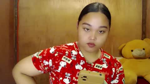 Snapshot of urasian_hotchix69 chatting on February 2025 09:52:02 PM Lycah online show from February 2025 09:52:02 PM