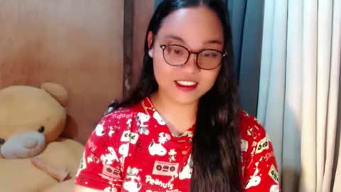 Snapshot of urasian_hotchix69 chatting on November 2025 10:37:01 PM Lycah online show from November 2025 10:37:01 PM