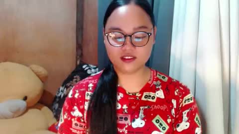 Snapshot of urasian_hotchix69 chatting on November 2025 12:54:02 AM Lycah online show from November 2025 12:54:02 AM