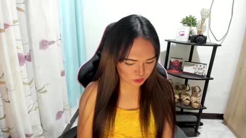 Snapshot of urasian_ivana_alawi chatting on December 2024 08:14:02 PM IVANA and ALEXIA online show from December 2024 08:14:02 PM