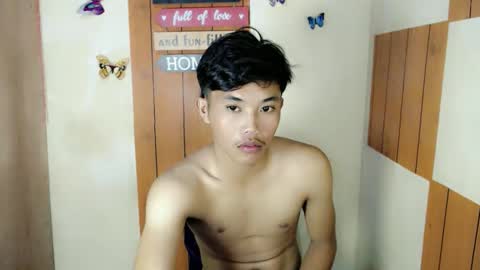 urasian_jomarie online show from September 2025 01:22:01 PM