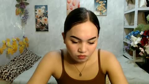 Snapshot of urasian_kat chatting on June 2026 06:35:01 AM urasian_kat online show from June 2026 06:35:01 AM