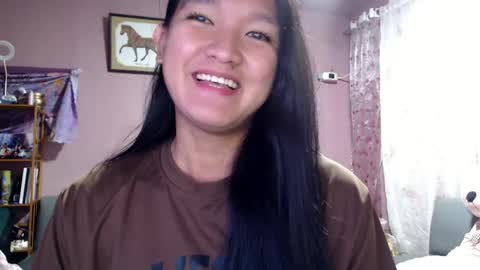 Snapshot of urasian_newra chatting on February 2025 11:57:02 PM NEWRA ALLISON online show from February 2025 11:57:02 PM