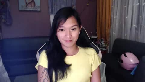 Snapshot of urasian_newra chatting on November 2025 05:23:01 PM NEWRA ALLISON online show from November 2025 05:23:01 PM