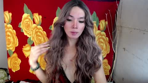 Snapshot of urasian_slut_yana chatting on December 2024 09:58:01 AM yana online show from December 2024 09:58:01 AM