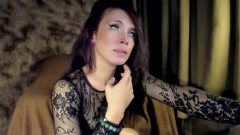 Snapshot of urasian_slut_yana chatting on February 2025 12:29:02 PM yana online show from February 2025 12:29:02 PM