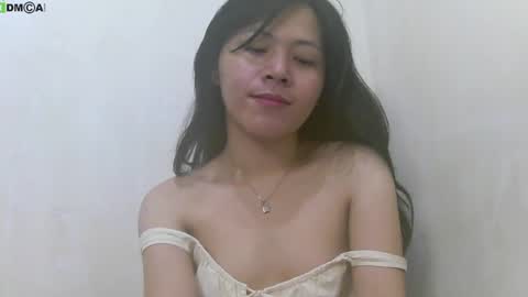 Snapshot of urasianlover69x chatting on December 2024 01:51:01 AM rai online show from December 2024 01:51:01 AM