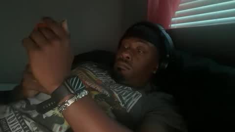 urbandick5 online show from November 2025 01:00:01 PM