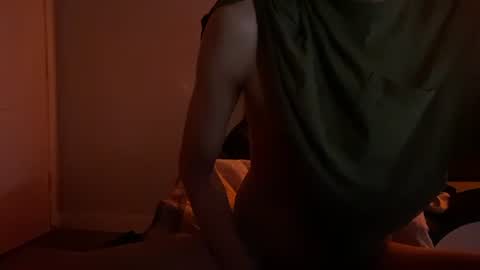 Snapshot of urbanparis chatting on October 2025 10:12:02 AM Urban Pvris online show from October 2025 10:12:02 AM