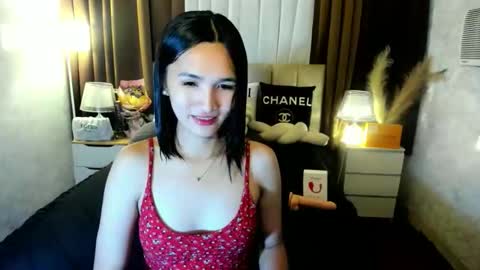 urblossom_princess online show from November 2025 06:07:02 PM