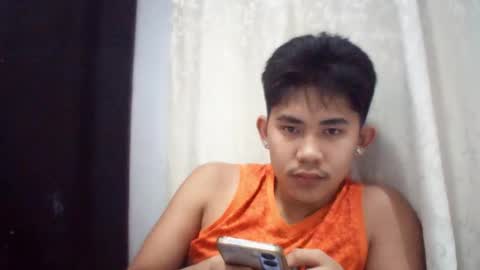 Snapshot of urcutie_asianboy chatting on November 2025 06:02:01 AM KEN online show from November 2025 06:02:01 AM