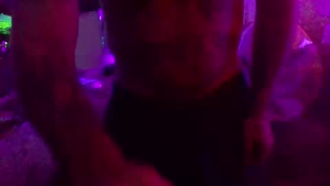 urdaddy875867 online show from January 2026 01:32:01 AM