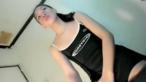 Snapshot of urdolly_rona chatting on June 2026 06:19:02 PM Rona Ella online show from June 2026 06:19:02 PM