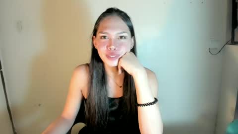Snapshot of urdolly_rona chatting on June 2026 12:30:02 PM Rona Ella online show from June 2026 12:30:02 PM
