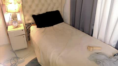 urdream_bride online show from March 2025 04:16:02 AM