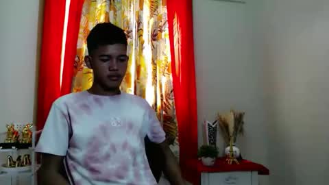 urdreamboy_clarin online show from December 2025 03:35:02 AM