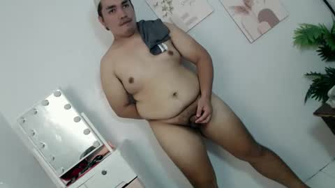 Snapshot of ure_fattytoy143 chatting on June 2026 05:36:02 AM ure_fattytoy143 online show from June 2026 05:36:02 AM