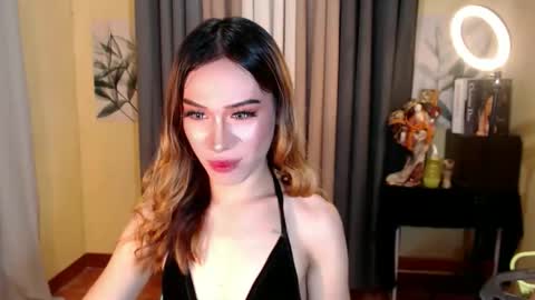 urexpensivejulia online show from April 2026 02:14:02 AM